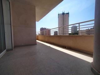 Appartamento  De benissa. Amplio piso poniente benidorm