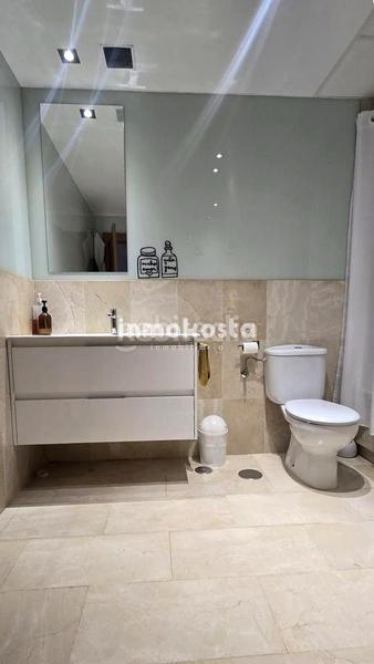 Foto 00959b09-ad6e-4d38-94a3-05c18d790b6b. Casa chalet independiente con piscina privada en nou espai la nucía en Nucia (la)