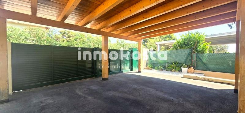 Foto eaa49129-008e-4a4e-b3f3-96b1b4889518. Casa chalet independiente con piscina privada en nou espai la nucía en Nucia (la)