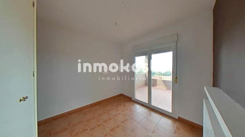 Foto 18195aac-af2b-473a-b3a1-7a3fcd67f824. Piso  en urb las lomas en Bonalba-Cotoveta Mutxamel