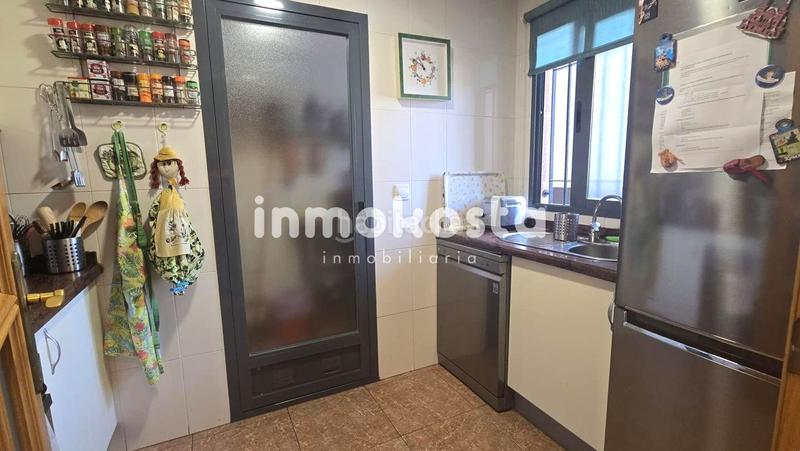 Foto c4ae1ca9-5d28-4ba4-9161-d09ffdb2f3e1. Piso apartamento en poniente en Playa Poniente Benidorm
