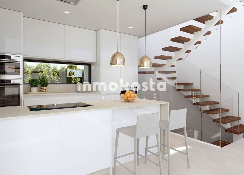 Foto 3bfafce4-7c55-4a30-ba34-12d68a265a79. Casa amb piscina a Golf Bahía Finestrat