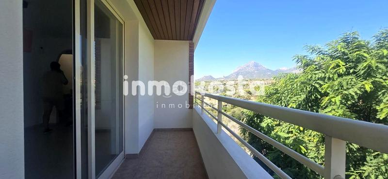 Foto 69fb91f9-bfc2-4dcc-93c8-be07ba518c83. Pis amb calefacció aparcament piscina a Pueblo-Ubanizaciones Alfàs del Pi (l´)