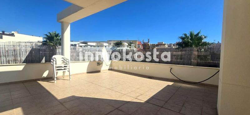 Foto 8961cc5b-48ee-4e86-b906-f67c442de17d. Pis amb calefacció aparcament piscina a Pueblo-Ubanizaciones Alfàs del Pi (l´)