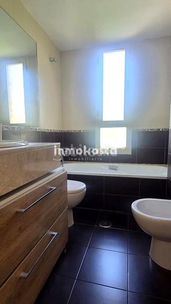 Foto bbc28580-d280-463c-92ce-706f35d9e984. Pis amb calefacció aparcament piscina a Pueblo-Ubanizaciones Alfàs del Pi (l´)