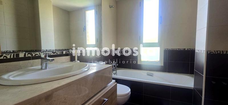 Foto f7ea443d-576f-49ca-b009-4d7cc4c7e4ef. Pis amb calefacció aparcament piscina a Pueblo-Ubanizaciones Alfàs del Pi (l´)