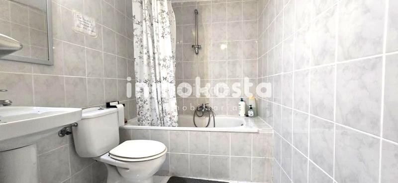 Foto 5a2646ed-079d-4ed9-b5c6-09bb189ade22. Casa aparellada amb piscina a San Rafael - Nucia Park Nucia (la)