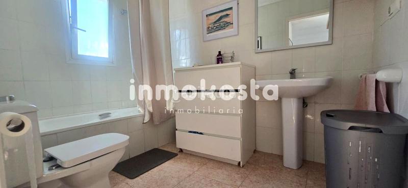 Foto 6ff22258-7a34-43b7-b582-5ed988a9a35c. Casa aparellada amb piscina a San Rafael - Nucia Park Nucia (la)