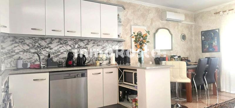 Foto c512637d-44e7-471a-b3f4-780e27a676d8. Casa aparellada amb piscina a San Rafael - Nucia Park Nucia (la)