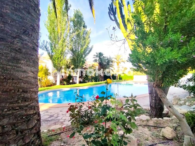 Foto cec5016a-db11-458c-b07b-a489490aaddc. Casa aparellada amb piscina a San Rafael - Nucia Park Nucia (la)