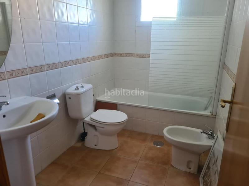 Foto 3423dbb8-5eb3-41fa-9494-e270fcd40420. Rent house with pool in Montebello - Nou Espai Nucia (la)