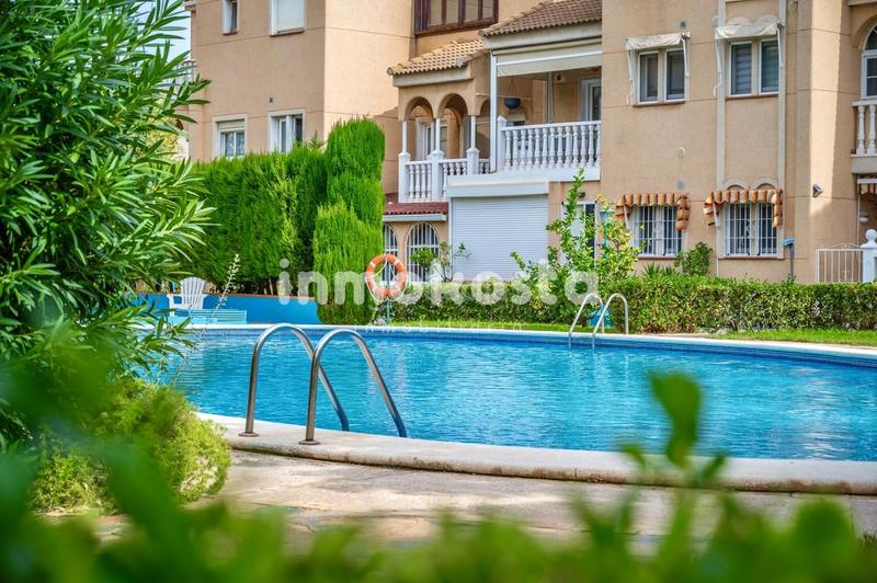 Foto 1ac8770f-4aaf-4350-841d-631b73787a5a. Appartamento con piscina in L´Albir Alfàs del Pi (l´)