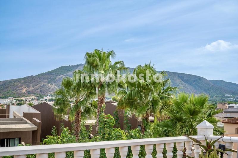 Foto 8f343342-7135-4935-ab8d-0f51d891a128. Appartamento con piscina in L´Albir Alfàs del Pi (l´)