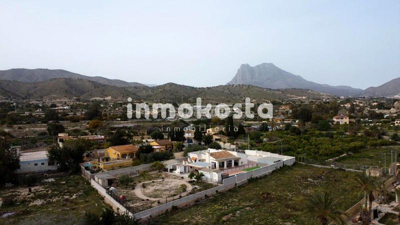Foto f255cea8-6a09-490f-afbe-34c1c665f539. Maison avec parking piscine dans El Secanet-Hacienda del Sol Vila Joiosa (la)