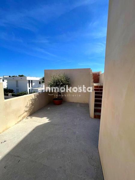 Foto 3db94ec8-ed31-4cab-a27e-91d755658b02. Casa con piscina in El Tossal-Bello Horizonte Nucia (la)