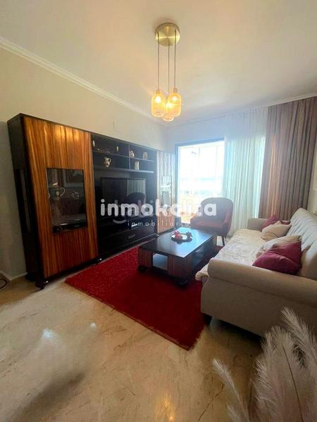 Foto 2555ed87-6f60-4b0d-a249-37e5c99668f8. Pis amb aparcament piscina a Via Parque Benidorm