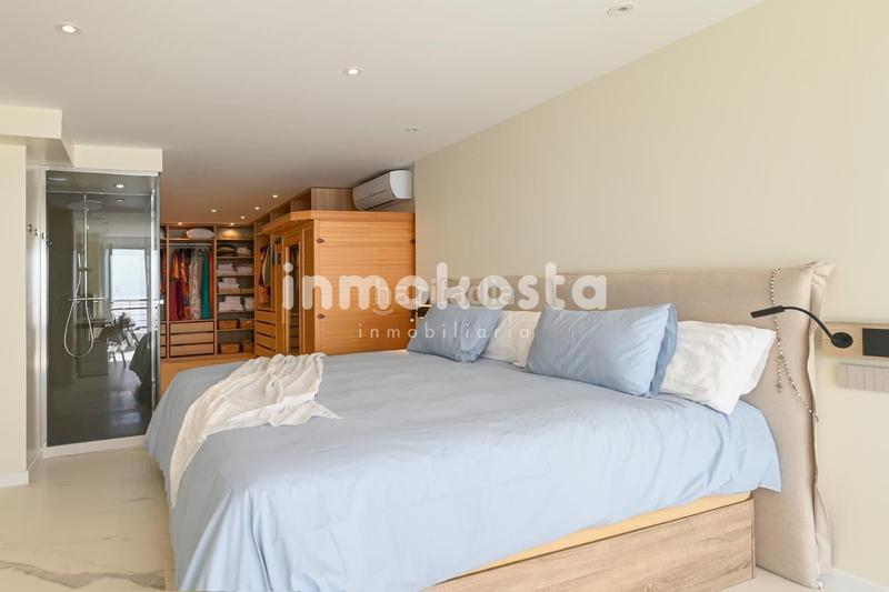 Foto 609b0d82-cd32-449d-8ca8-78883f08795f. Àtic amb calefacció aparcament a Centro Urbano Vila Joiosa (la)