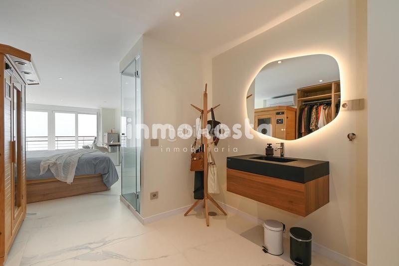 Foto 789ba91c-89de-40f0-bd7c-0d15f8ec4a30. Àtic amb calefacció aparcament a Centro Urbano Vila Joiosa (la)