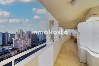 Etagenwohnung in De la comunitat valenciana 7. Piso benidorm zona levante