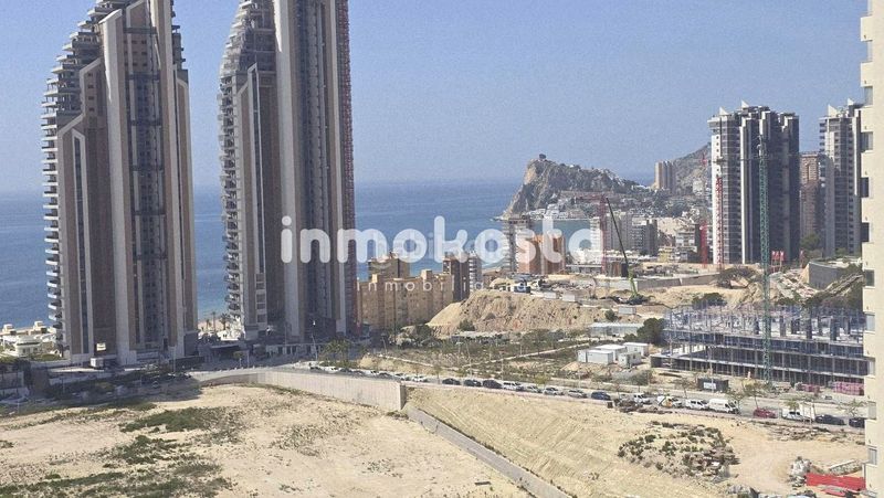 Foto 04c3c2e7-cd15-401d-9f4a-2b13ba9de0d8. Pis amb aparcament piscina a Via Parque Benidorm
