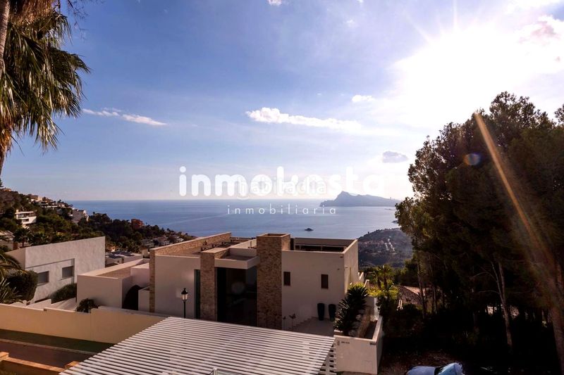 Foto 4cfe1712-8370-4bc9-9a0b-da625cb01fc8. Casa amb piscina a Altea hills Altea