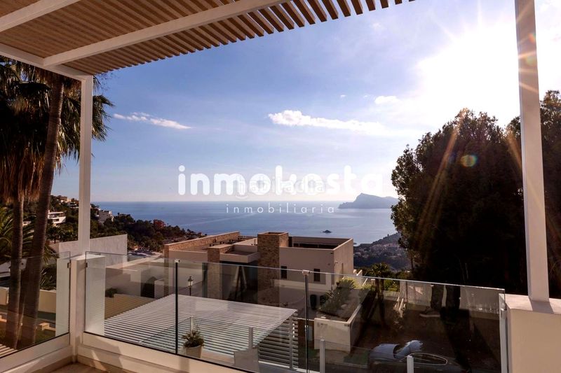 Foto 9f16b403-72f4-4f53-86dc-c8c7ec495e98. Casa amb piscina a Altea hills Altea