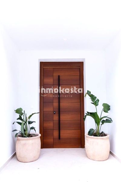 Foto acbb2bd2-fd3c-4891-9e4c-79f5c8f91363. Casa amb piscina a Altea hills Altea