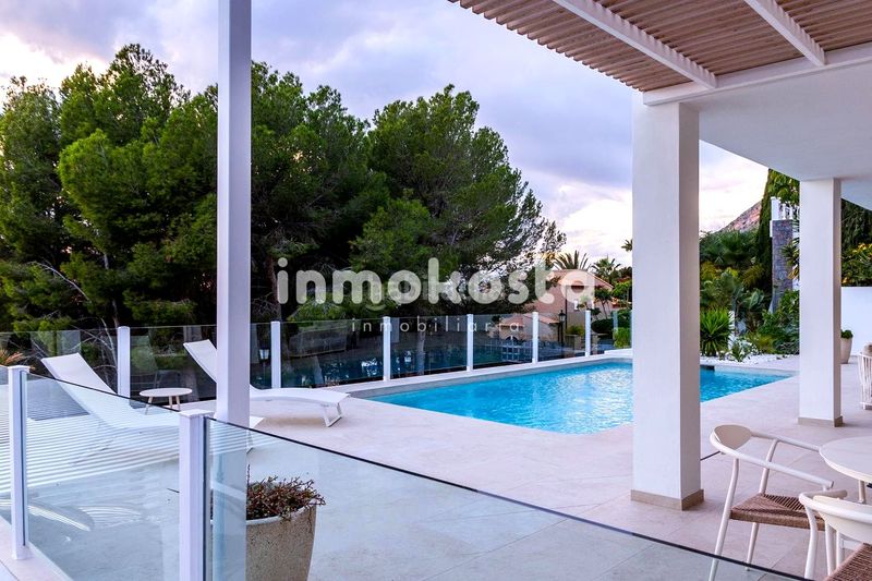 Foto f5695101-9183-4e98-83aa-b9a77abb1a3e. Casa amb piscina a Altea hills Altea