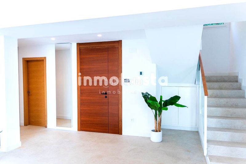 Foto fcf29a40-f1cc-4af1-b8d8-177c7ea4d46d. Casa amb piscina a Altea hills Altea
