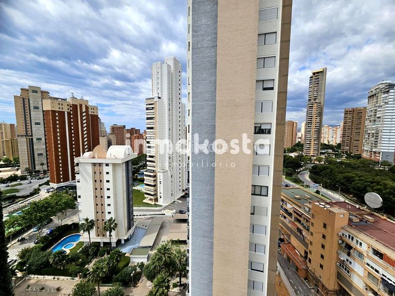 Foto 0aa797e9-8660-4ac8-b0ff-cd286601ac19. Pis amb piscina a Levante Alto Benidorm