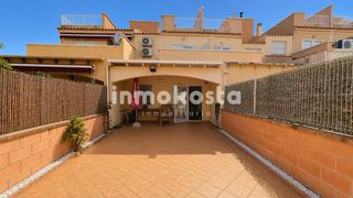 Casa adossada  Dentol. Adosado en varadero la nucia
