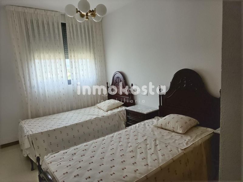 Foto 732bee3e-3c37-43a2-b6a2-44a10bd0c428. Pis amb aparcament a Playa Poniente Benidorm