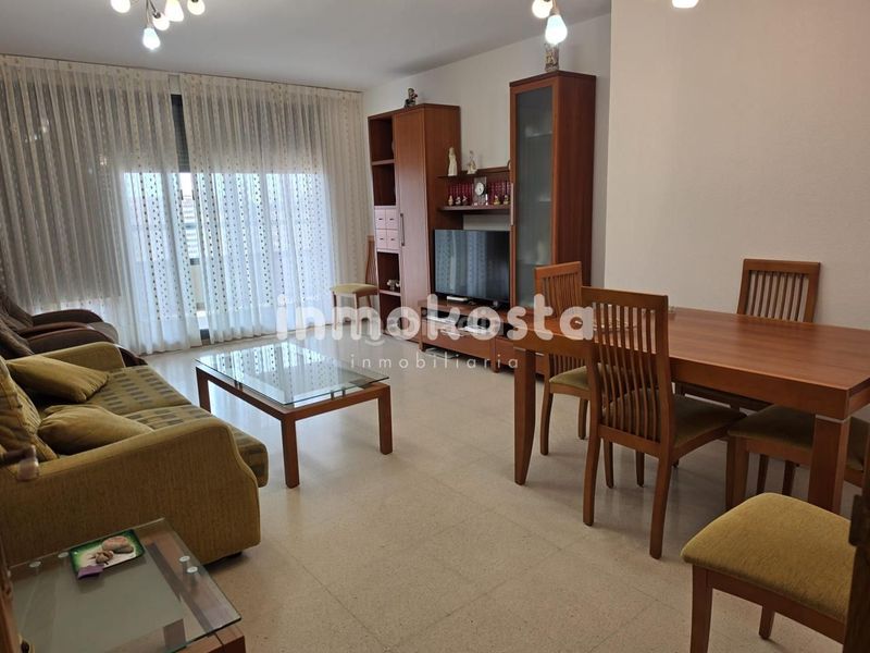 Foto d058a1fc-4de2-4349-80a7-039d4f120fdc. Pis amb aparcament a Playa Poniente Benidorm