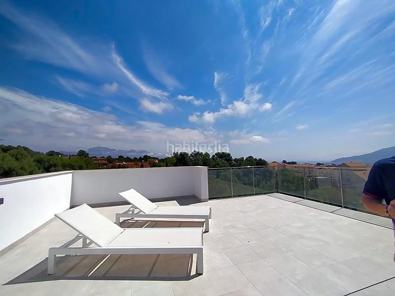 Foto 9049e7cf-c875-4505-a847-b6643397e1af. Casa villa nueva de alto standing en Coloma Nucia (la)