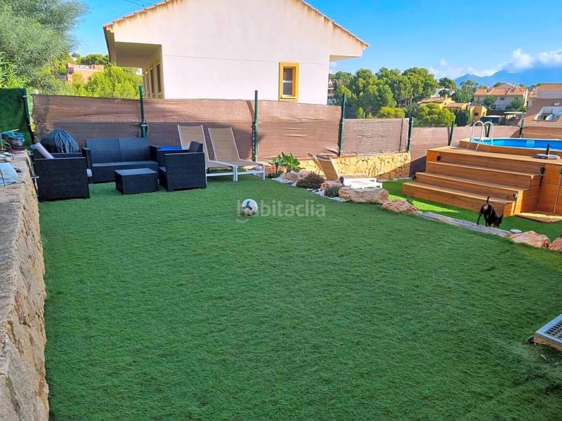 Foto 5795d301-0352-4062-ba14-e8cf2c96a2b2. Casa adossada amb aparcament piscina a Coloma Nucia (la)