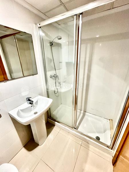 Foto 9282d4d4-78fe-44e2-bd3f-d530314eb0a4. Etagenwohnung mit parking pool in Campello Playa Campello (el)