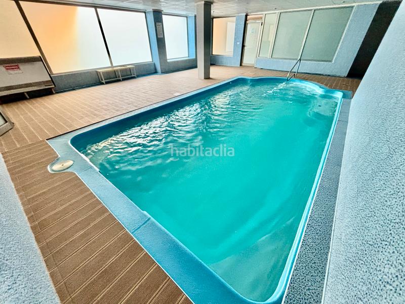 Foto b763ca48-bfa5-4378-a2bb-28733c027635. Àtic amb aparcament piscina a Campello Playa Campello (el)