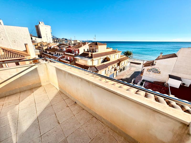 Foto fe737344-4b74-4c88-8309-4207ad71f25b. Àtic amb aparcament piscina a Campello Playa Campello (el)