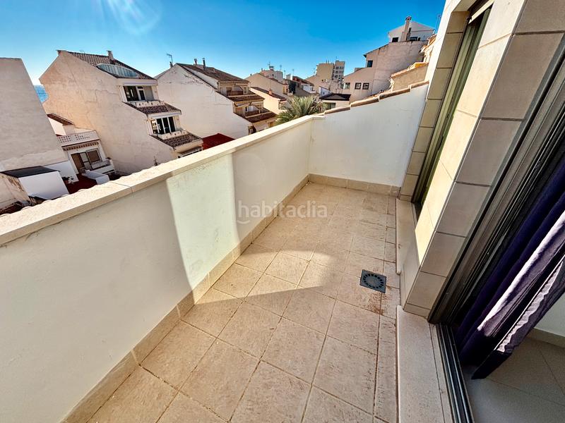 Foto 52a789e2-a4ed-44d1-9ebf-d6013d4ef35e. Attico con parcheggio piscina in Campello Playa Campello (el)