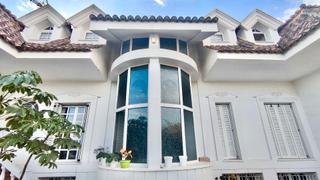 Chalet  Calle río turia