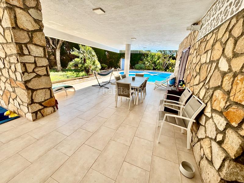 Foto 9ce71ed9-d889-40c7-b5cb-524cf6197a87. Chalet con camino parcheggio piscina in Cabo de las Huertas Alicante