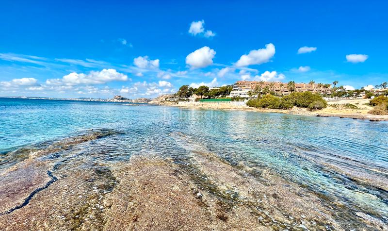 Foto 38662dcb-4688-451e-9384-3bf5ef959a39. Xalet amb xemeneia aparcament piscina a Cabo de las Huertas Alicante