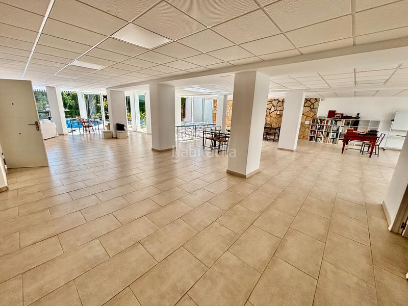 Foto 5e06b118-f77d-4687-96b4-2fe0592049c2. Xalet amb xemeneia aparcament piscina a Cabo de las Huertas Alicante