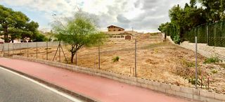 Terreny residencial a Calle Azahar