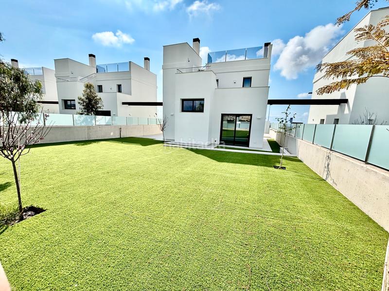 Foto f1f511cf-dff3-4e72-a521-d1b9bb059592. Chalet con riscaldamento parcheggio piscina in Bonalba-Cotoveta Mutxamel