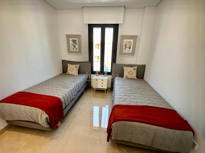 Foto cf9df75b-10e9-4b04-9e38-a15b263bc779. Chalet mit heizung parking pool in Monte y Mar Santa Pola