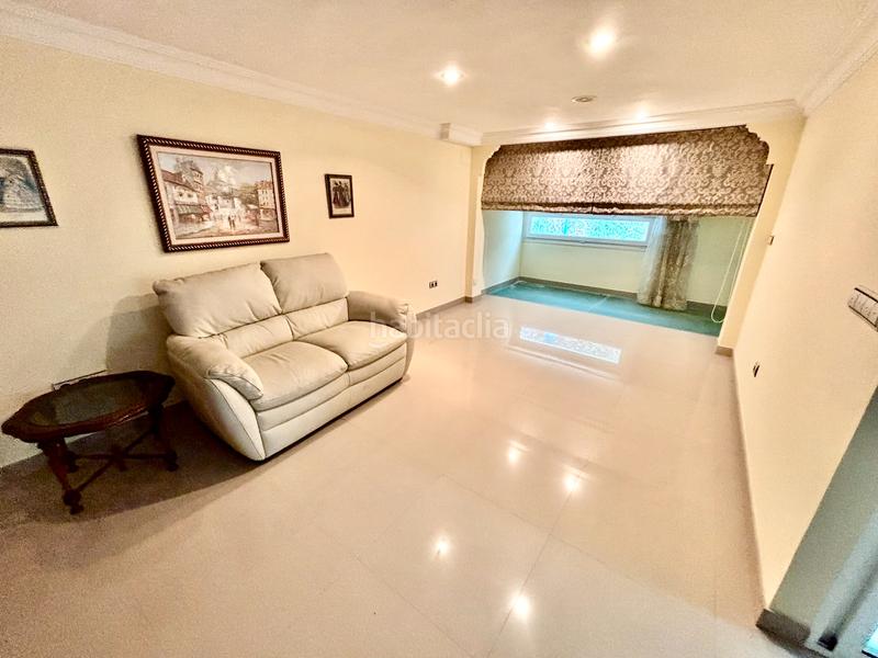 Foto 3293d733-6be7-43ab-a191-dbbbfe02ae78. Casa a schiera con camino riscaldamento parcheggio piscina in Alicante