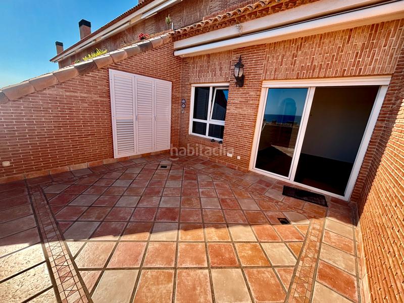 Foto 7545130a-f2d8-48e5-bb2f-5e8e66adb22e. Casa adosada en Cabo de las Huertas Alicante