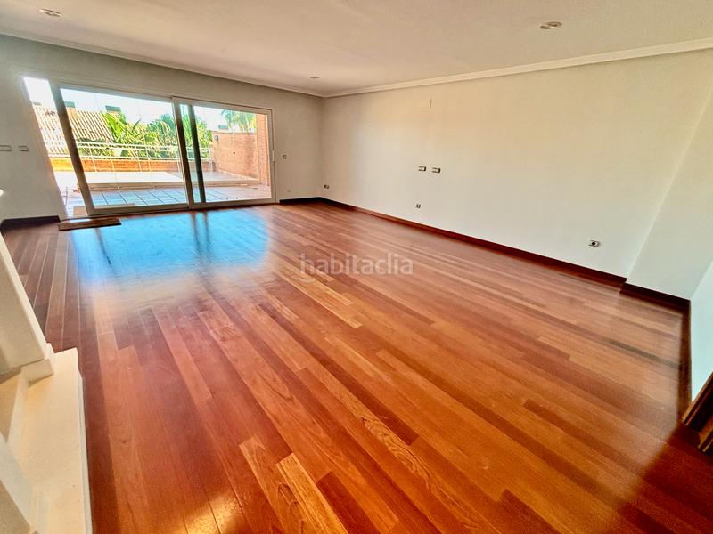 Foto a81150dd-aea7-431c-a564-93d7d283eae8. Casa adosada en Cabo de las Huertas Alicante