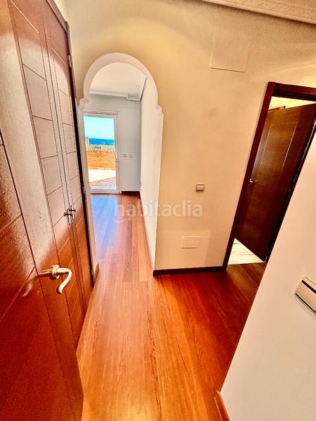 Foto 0adff61a-60ca-441a-93af-a6525709c576. Casa adossada amb xemeneia calefacció aparcament piscina a Alicante